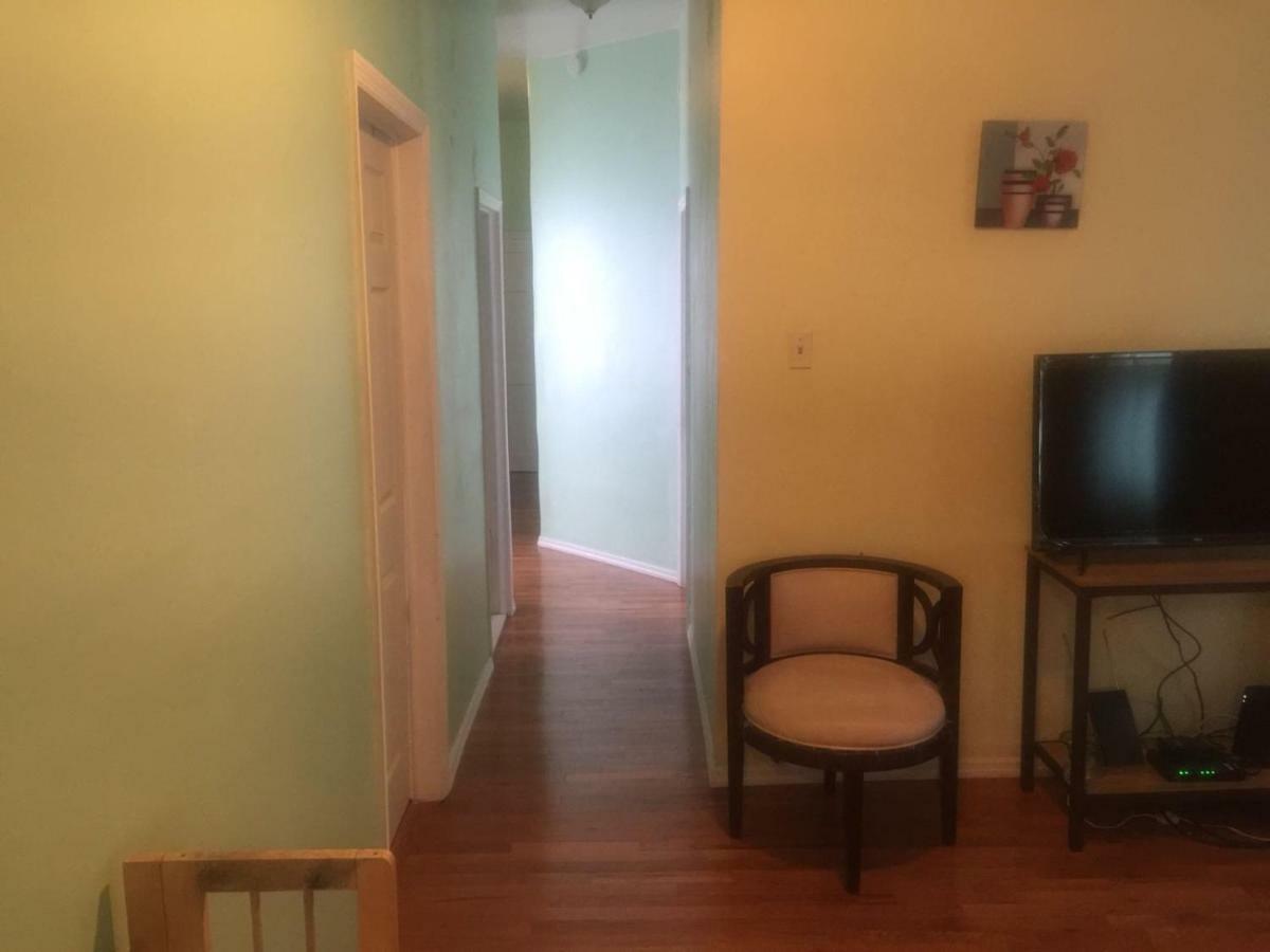 Guest House 5 Min. From Jfk Нью-Йорк, США — бронируйте Гостевые дома, цены  в 2024 году